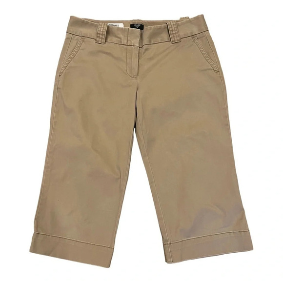 J crew favorite fit capri size 4 
Khaki 
Good condition 
Waist 15”
Inseam 17” - Picture 1 of 4